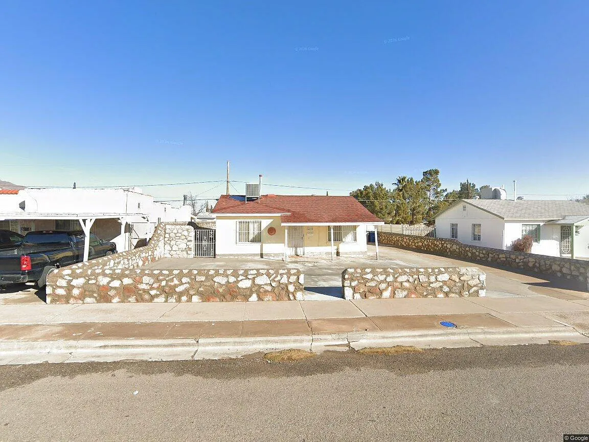 3 bed, 1.0 bath, 1439 sqft, $1,450 — Photo 1