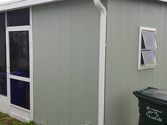 3rd image of 143 Barry Dr