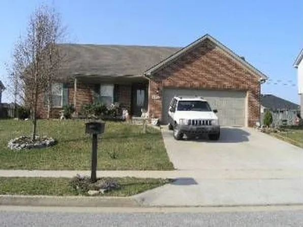 120 Penn Dr, Nicholasville, KY 40356