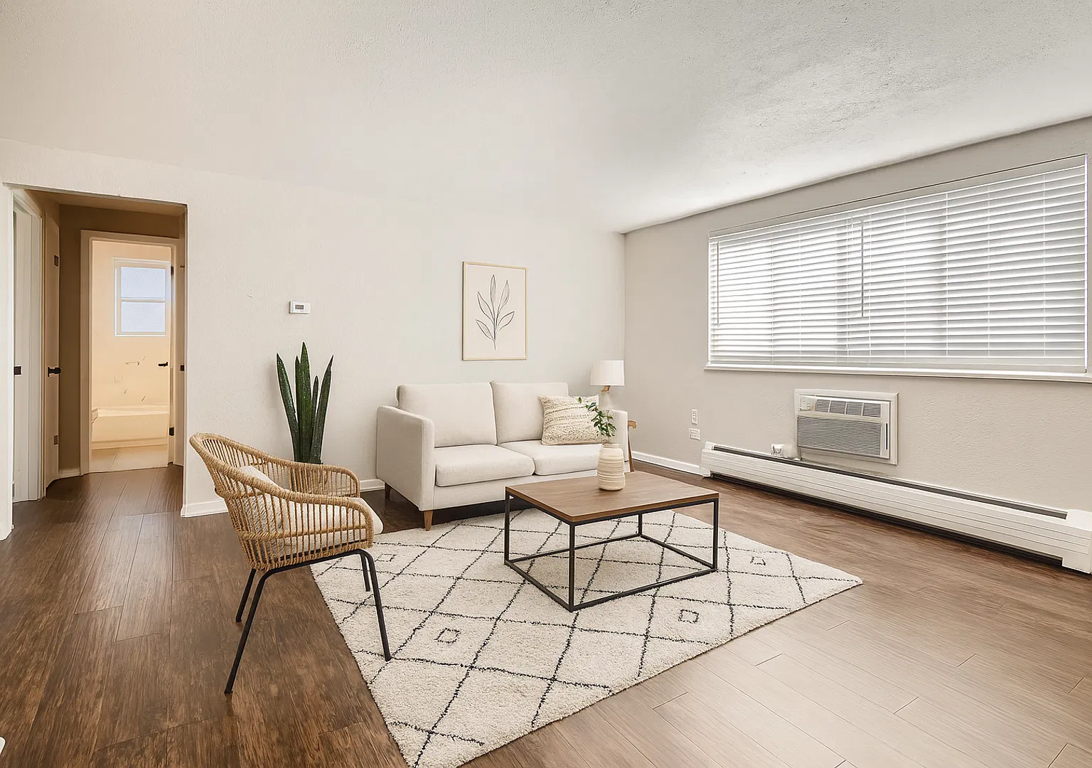 1400 W Mississippi Ave #304- 1 Month Free - Spacious 1 Bed With On Site Laundry — Photo 3