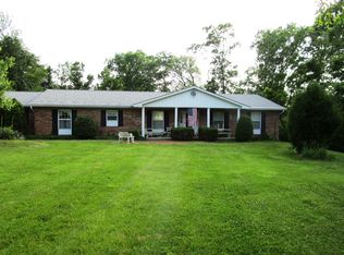 9161 Myra Ln, Aurora, IN