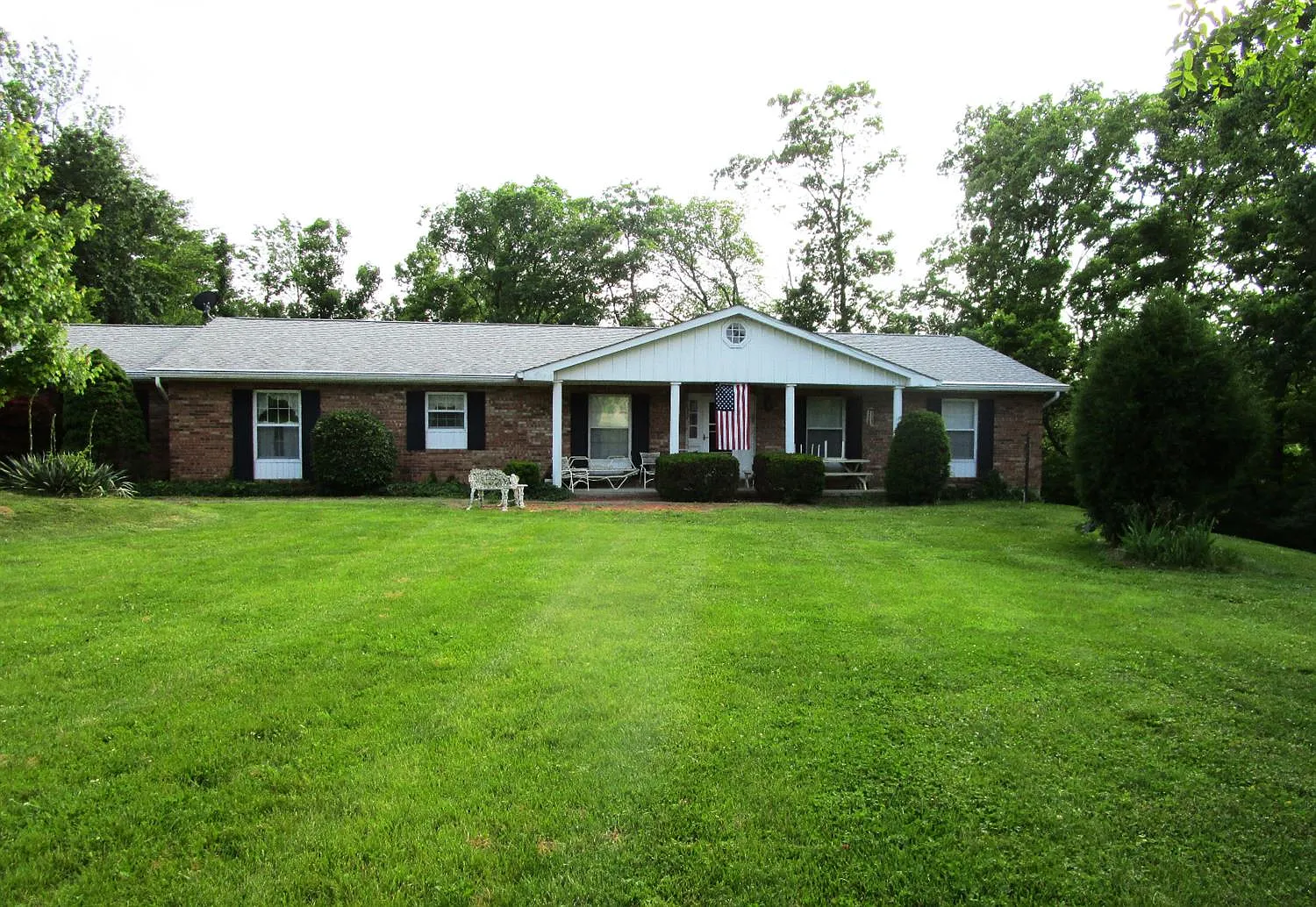 9161 Myra Ln photo 1