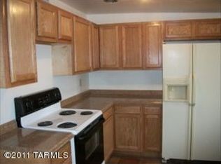 8048 E Victoria Dr, Tucson, AZ 85730