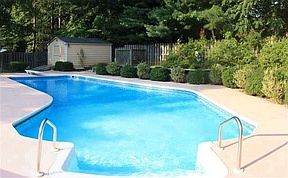 4th image of 214 Seven Oaks Ln