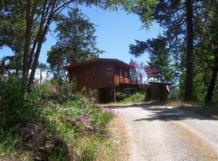 812 Cantrall Rd, Jacksonville, OR 97530