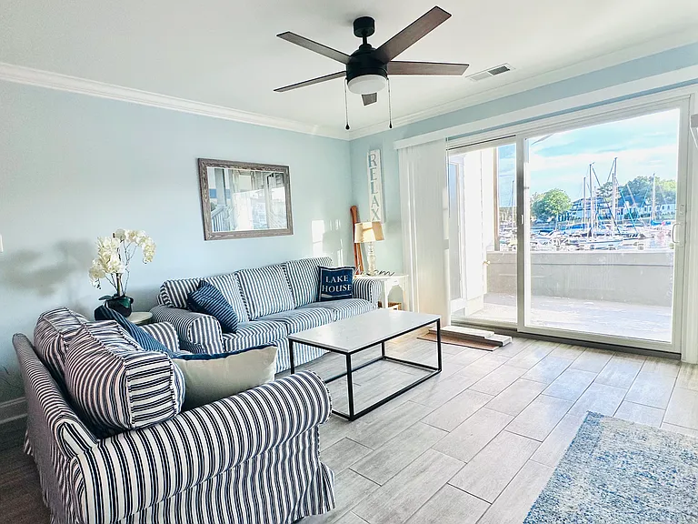 18713 Vineyard Point Ln #18713 — Photo 7
