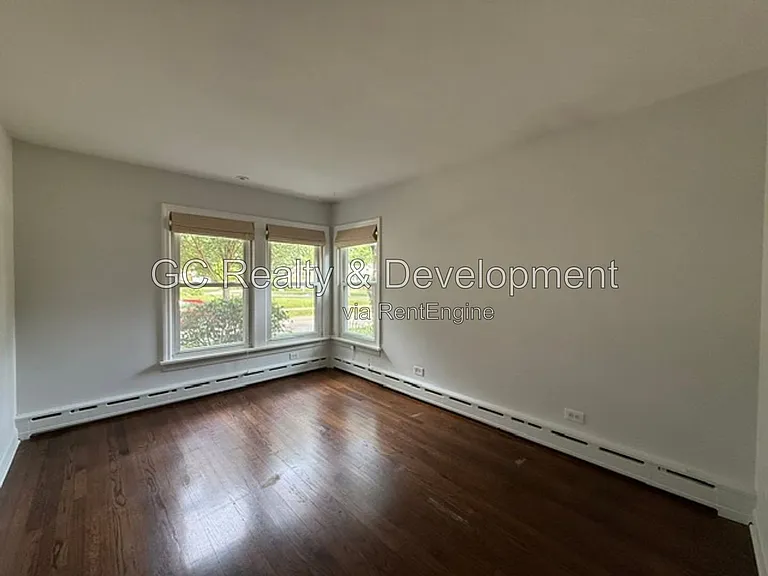 255 Crest Rd — Photo 11