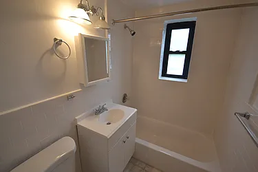 Rented by Silverstein Collection LLC 