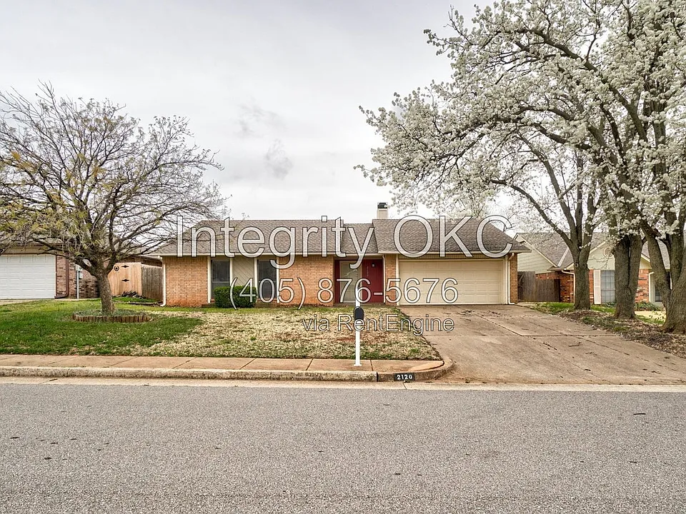 2120 Shorewood Ln