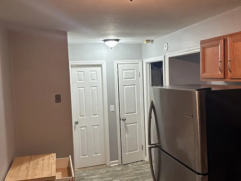 525 Fox Run Ln — Photo 4