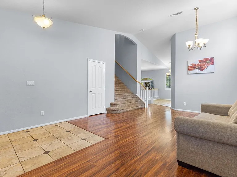 249 Jessica Grove St — Photo 5