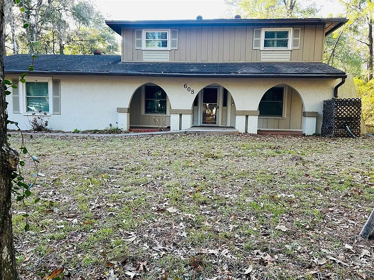 608 SW 80th Blvd — Photo 25