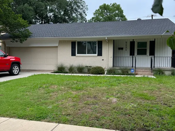 7111 Wake Forrest Dr, Dallas, TX 75214