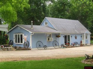 3625 Hoffman Rd, Mankato, MN 56001
