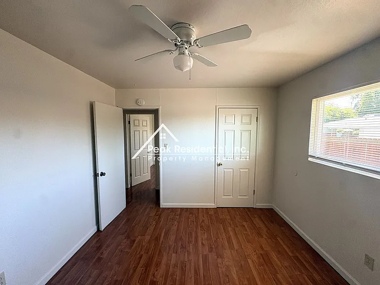 6100 Madison Ave — Photo 10