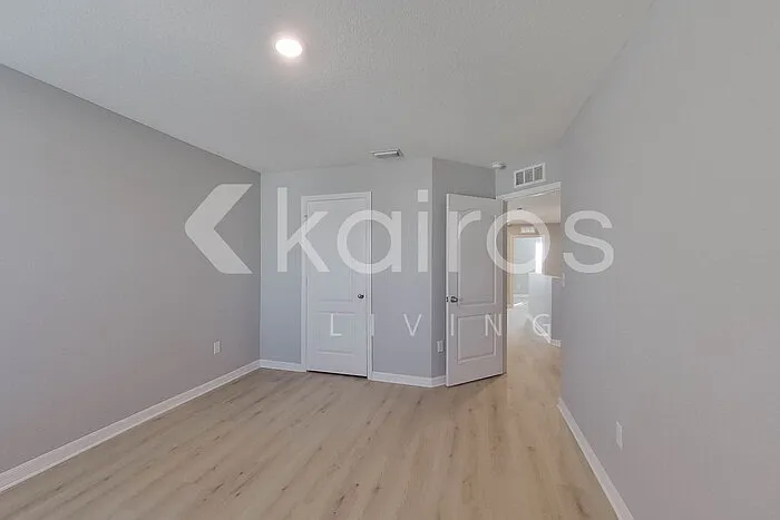 30098 Fedora Cir — Photo 27