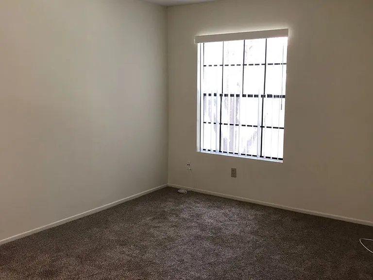 10343 Azuaga St #72 — Photo 15
