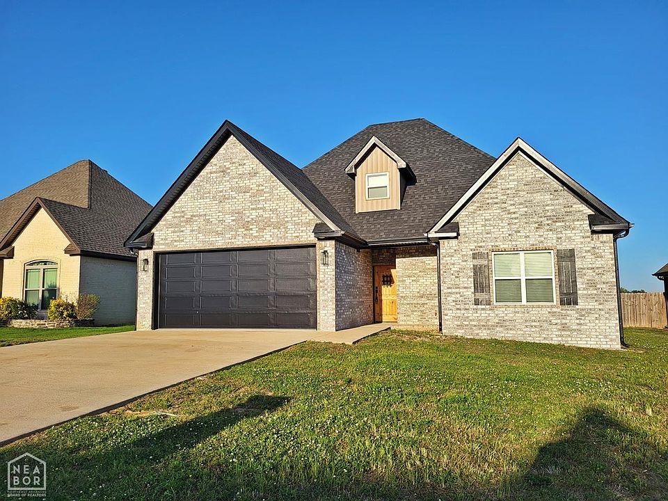 1st image of 304 Prospect Trl