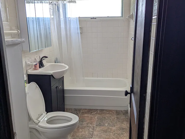 308 Stanley St #3 — Photo 8