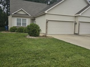 1475 Timber Ridge Ct, Kankakee, IL 60901