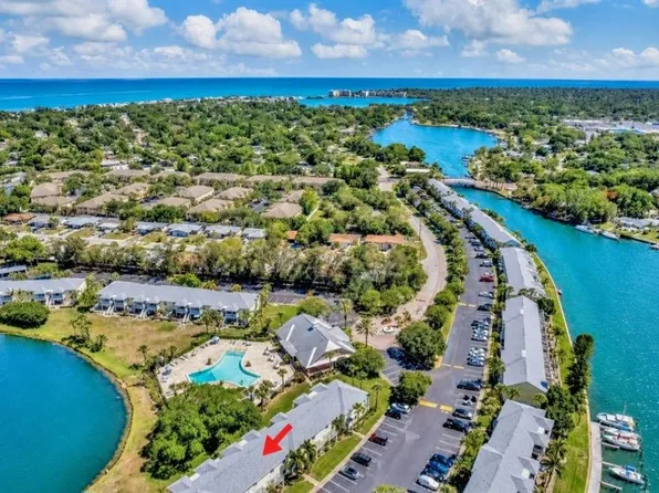 118 POMPANO DRIVE SE #B, ST PETERSBURG, FL 33705
