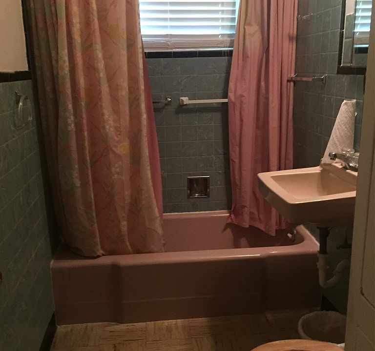 2nd image of 105 Locust St