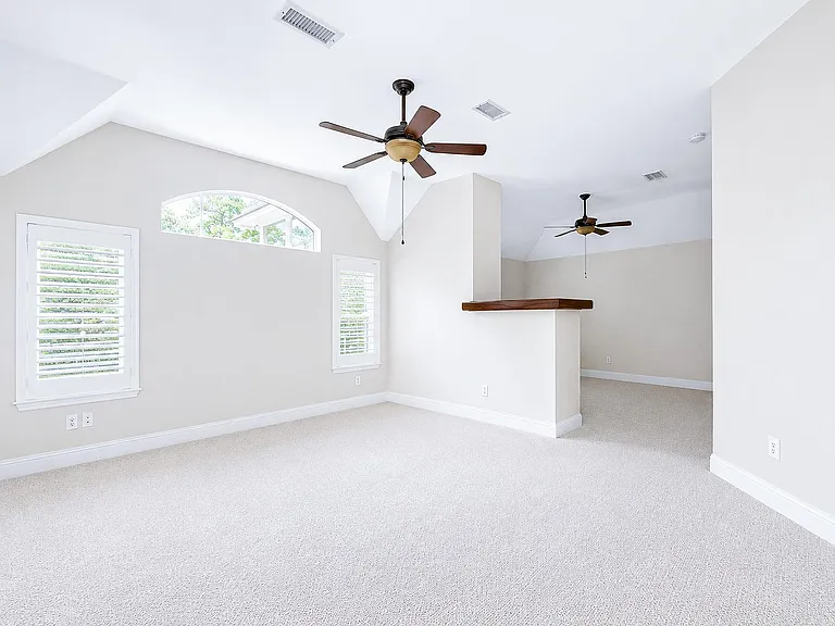 18 Doeskin Pl — Photo 25