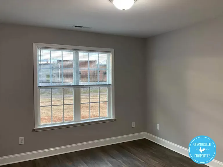 8 N Sterling St #B — Photo 13