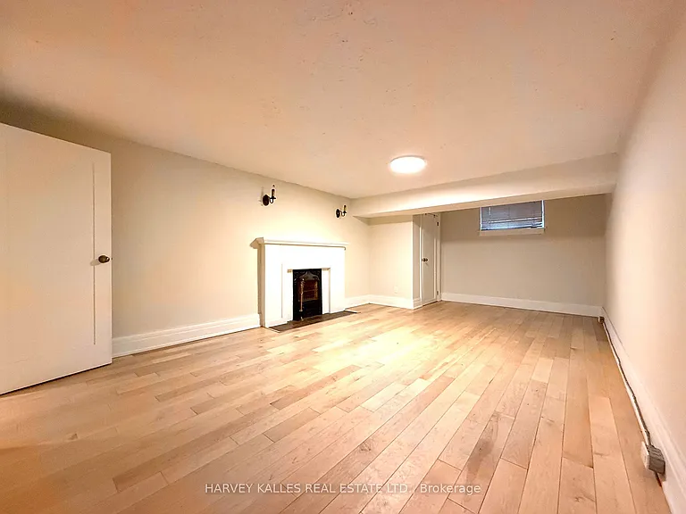 42 Glencairn Ave #BASEMENT — Photo 5
