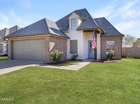 114 Spring Cypress Dr, Broussard, LA 70518