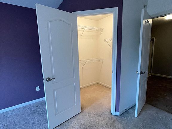 Master walk in closet
