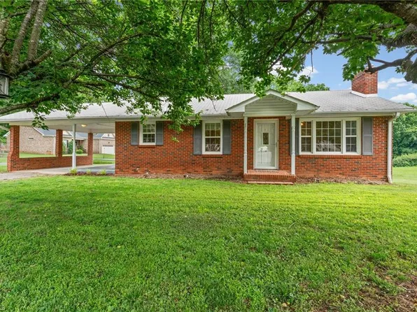 301 Milling Rd, Mocksville, NC 27028