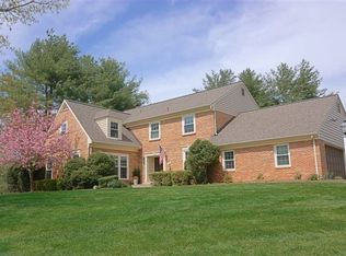 10006 Cloverdale Pl, Vienna, VA 22182