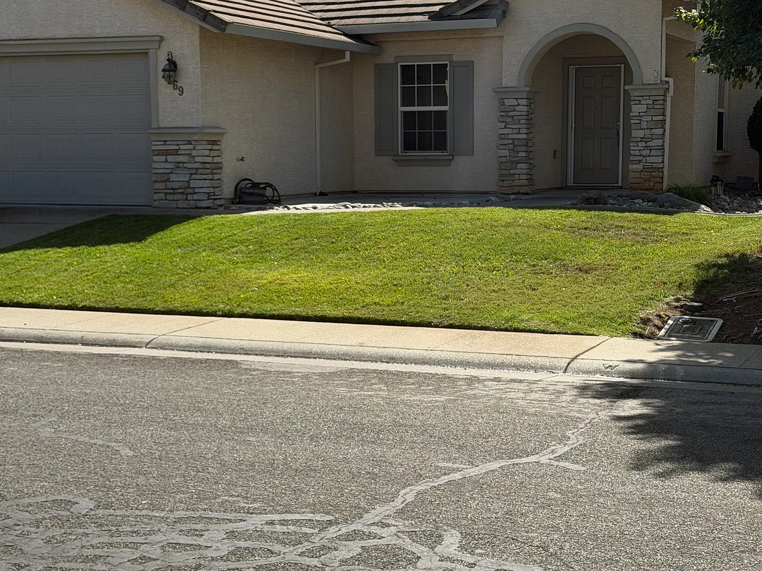 3 bed, 1493 sqft, $2,995 — Photo 1