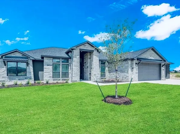 2054 Gray Fox Dr, Nolanville, TX 76559