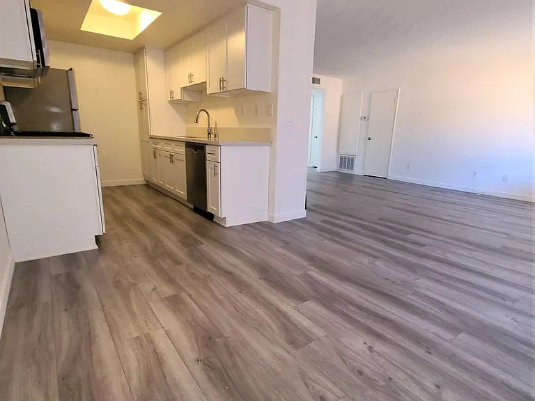 5263 Corteen Place — Photo 10