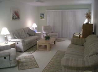 4500 37th St S APT 110, Saint Petersburg, FL 33711