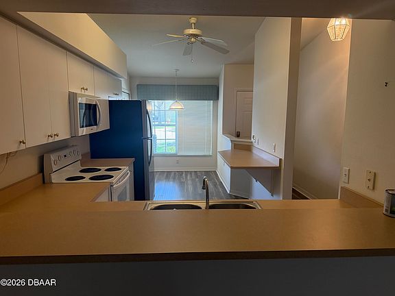 5th image of 3029 Oak Hammock Dr