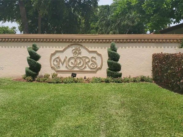 6005 NW 170th Ter, Hialeah, FL 33015
