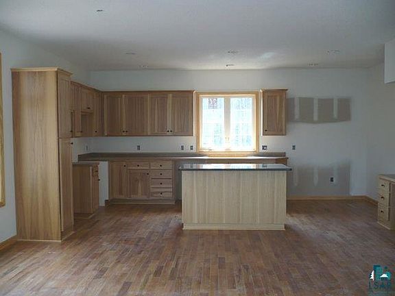 3rd image of 10335 RED LAKE DR