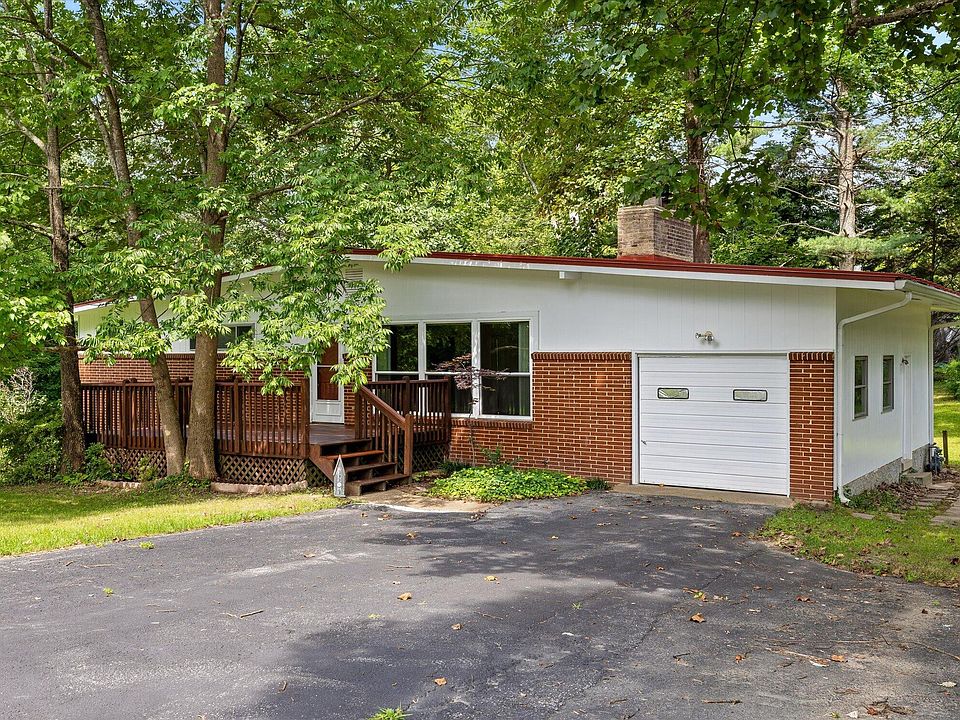 1st image of 797 Cherokee Ln
