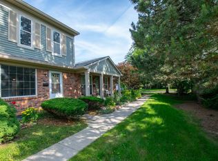 2952 Whittier Ct, Ann Arbor, MI