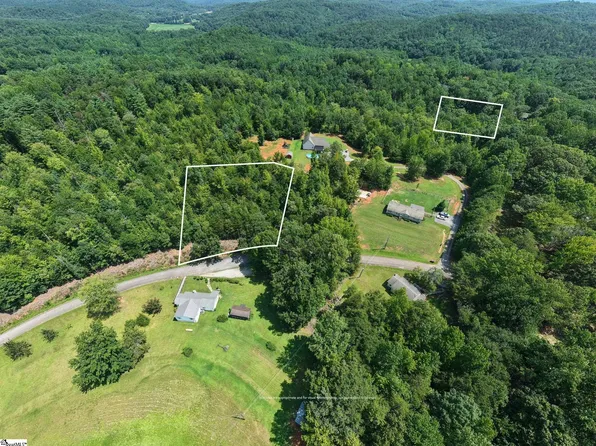 2 Hannon Rd, Marietta, SC 29661