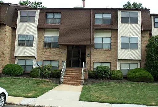 Building Photo 3
