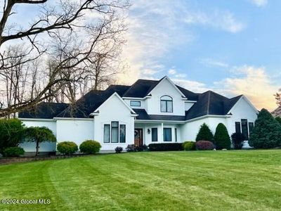 12 Devonshire Way Way, Halfmoon, NY, 12065