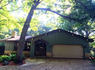 W299N6636 County Rd E, Hartland, WI 53029