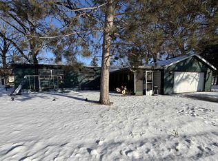 122 Falling Creek Circle, Janesville, WI 53548
