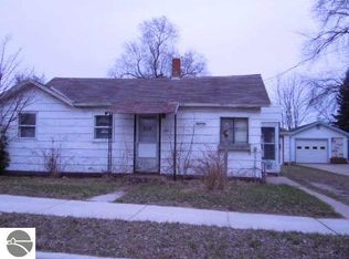 146 N Mackinaw Rd, Au Gres, MI 48703