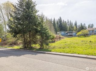 7 Delguzzi Dr, Pt Angeles, WA 98362