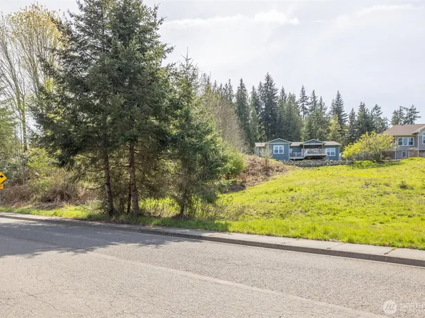 7 Delguzzi Dr, Port Angeles, WA 98362